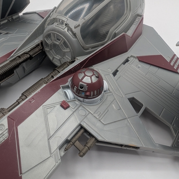 Star Wars Obiwan Kenobi Red Jedi Starfighter With Fold Out Wings 2012 - Picture 2 of 11